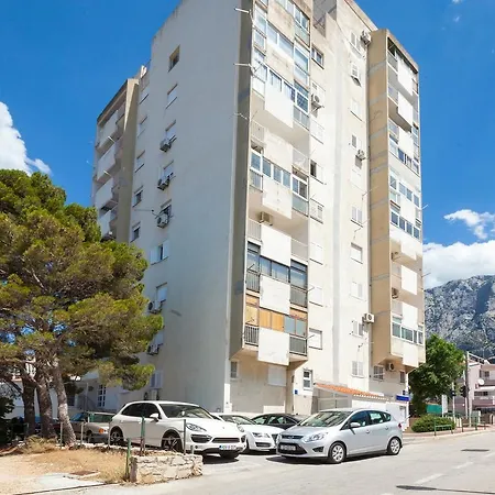 Laura Apartment Makarska
